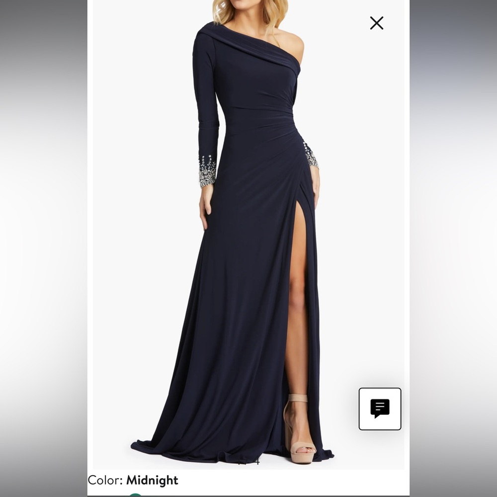 One-Shoulder Long Sleeve Jersey Gown
Mac Duggal-EUC